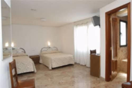 Hostal Aragon Teruel Exterior foto